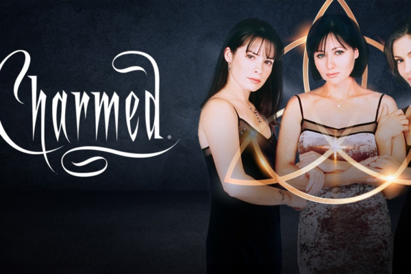Le pouvoir des Trois débarque en intégralité sur M6+ : toutes les saisons de Charmed disponibles en streaming !